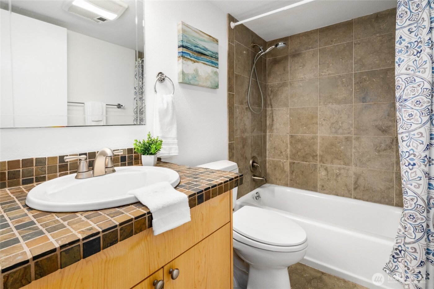 410 W Roy Street #E101, Seattle, WA 98119