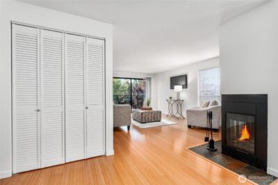 410 W Roy Street #E101, Seattle, WA 98119 - Photo 4