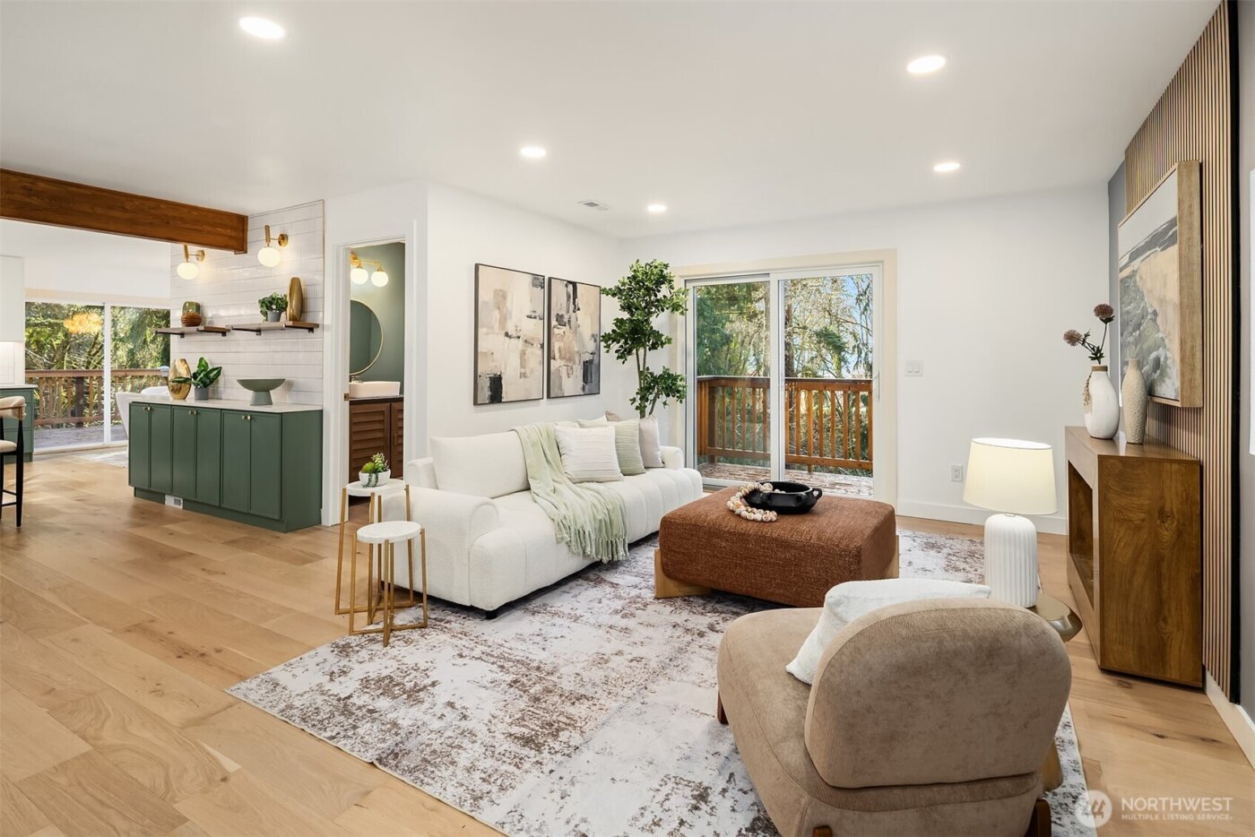 701 10th Street , Mukilteo, WA 98275