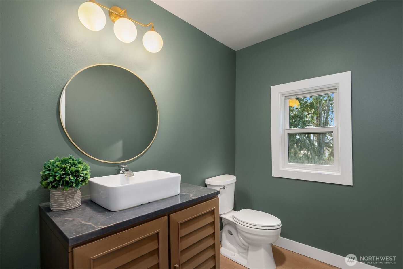 701 10th Street , Mukilteo, WA 98275