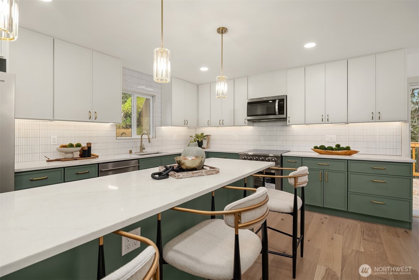 701 10th Street , Mukilteo, WA 98275