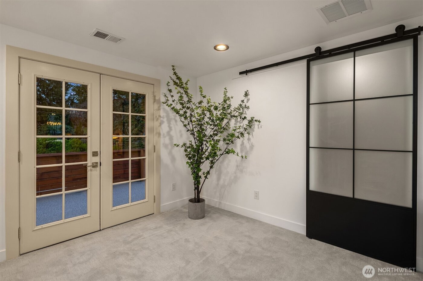 701 10th Street , Mukilteo, WA 98275