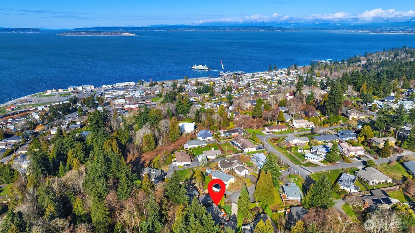 701 10th Street , Mukilteo, WA 98275
