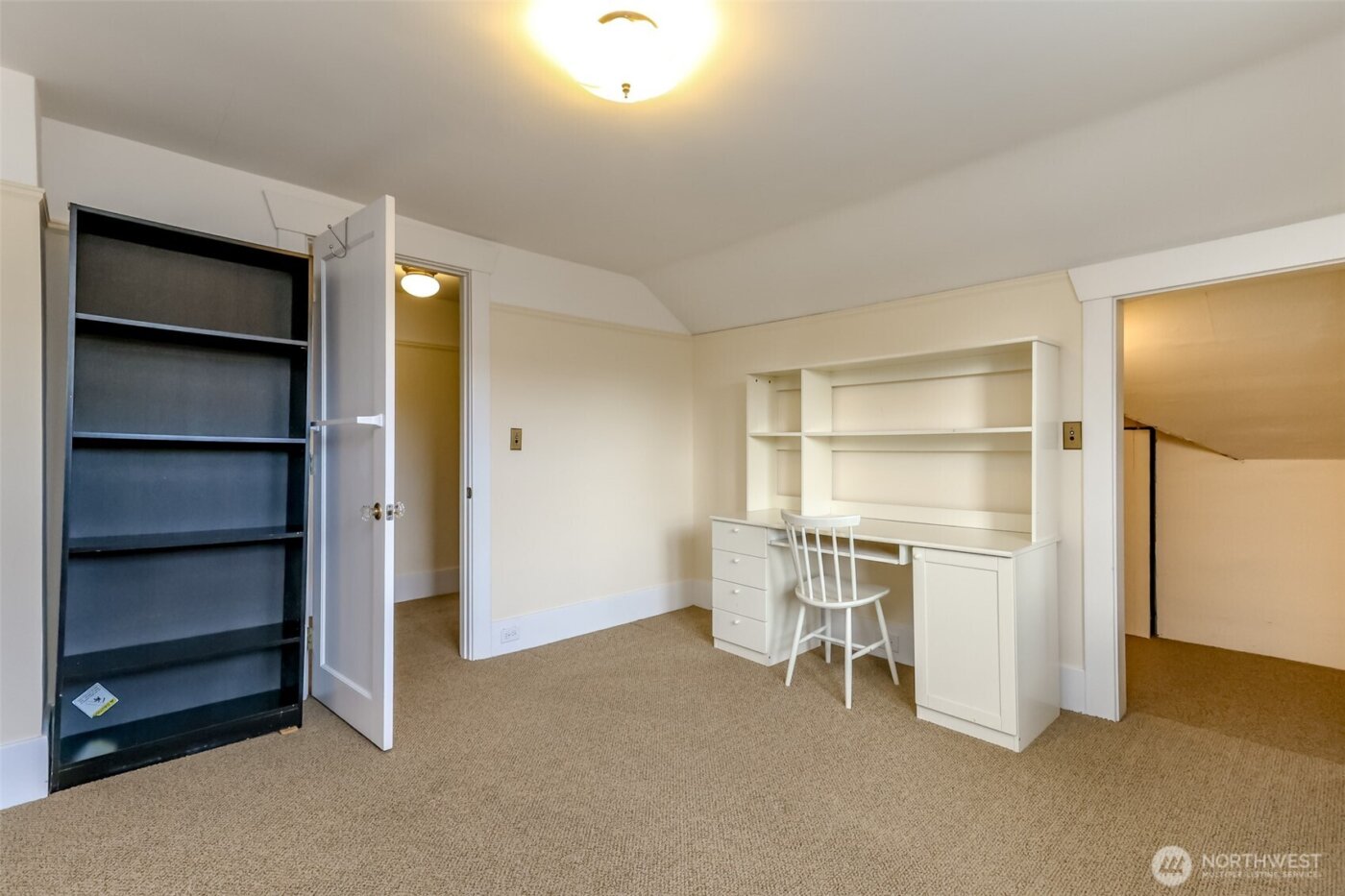 206 5th Avenue NW, Puyallup, WA 98371