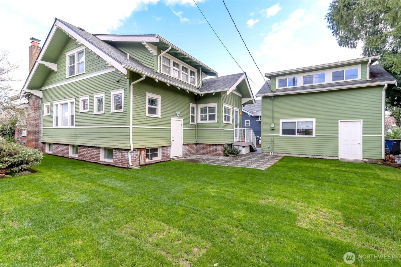 206 5th Avenue NW, Puyallup, WA 98371