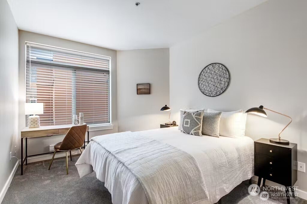 2414 1st Avenue #703, Seattle, WA 98121