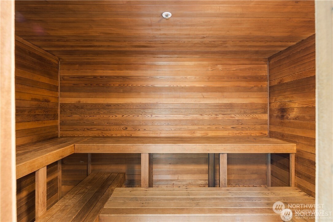 2414 1st Avenue #703, Seattle, WA 98121