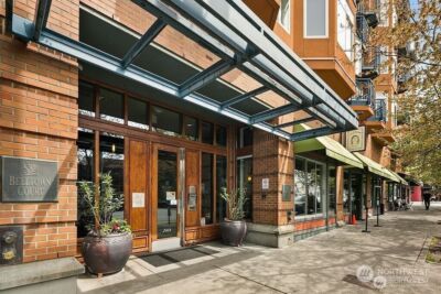 2414 1st Avenue #703, Seattle, WA 98121 - Photo 4