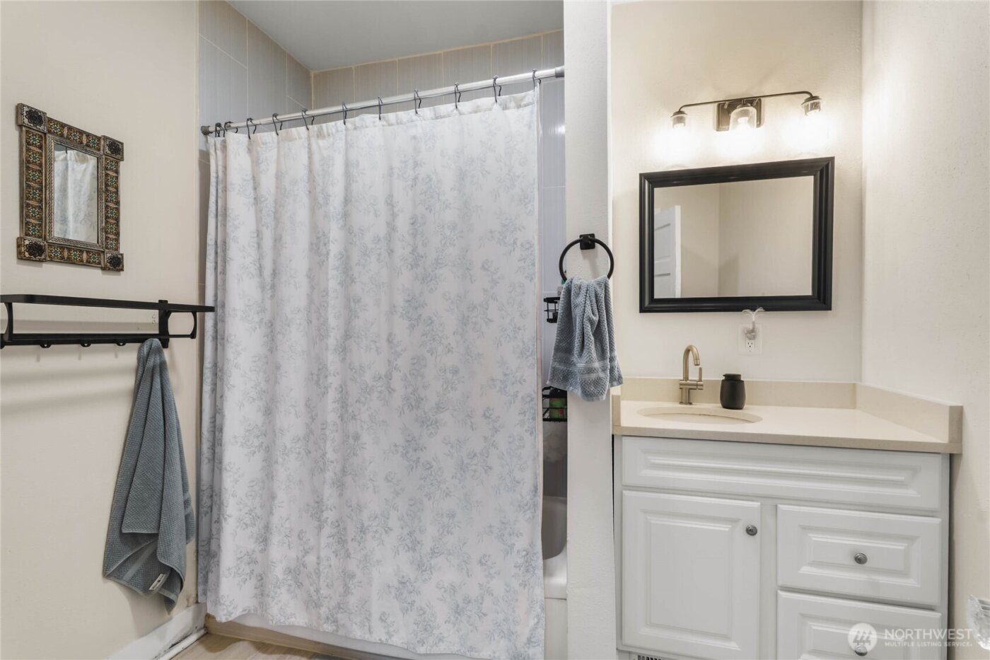 5033 S I Street , Tacoma, WA 98404