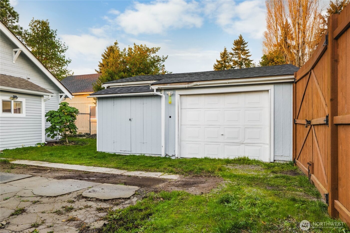 5033 S I Street , Tacoma, WA 98404