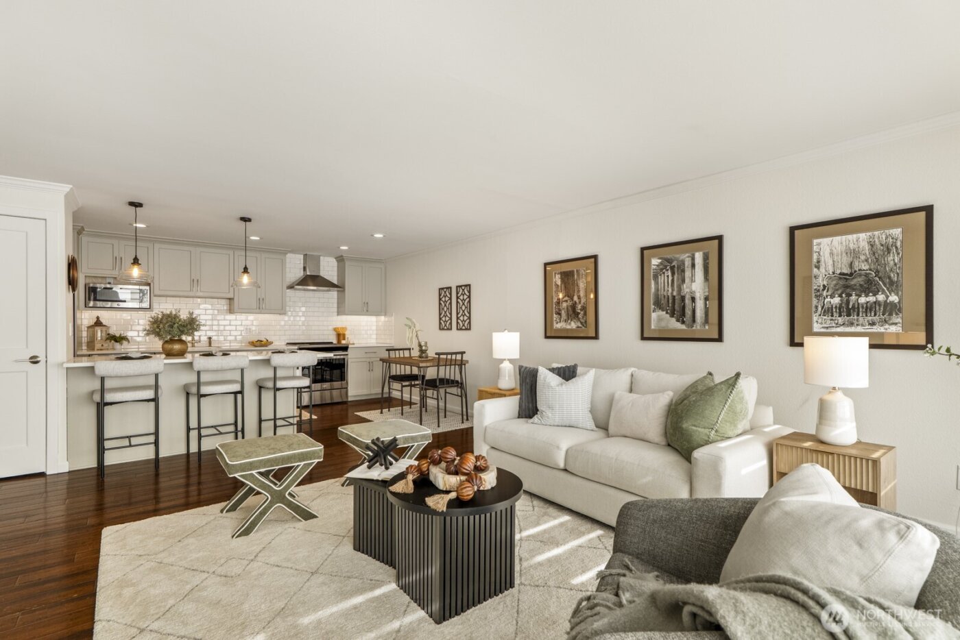 733 Lake Street S #301, Kirkland, WA 98033