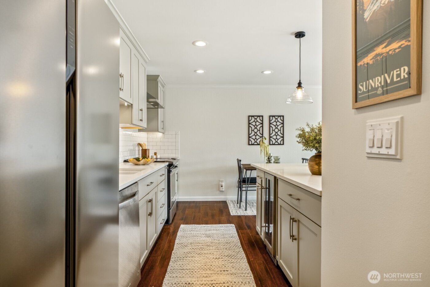 733 Lake Street S #301, Kirkland, WA 98033