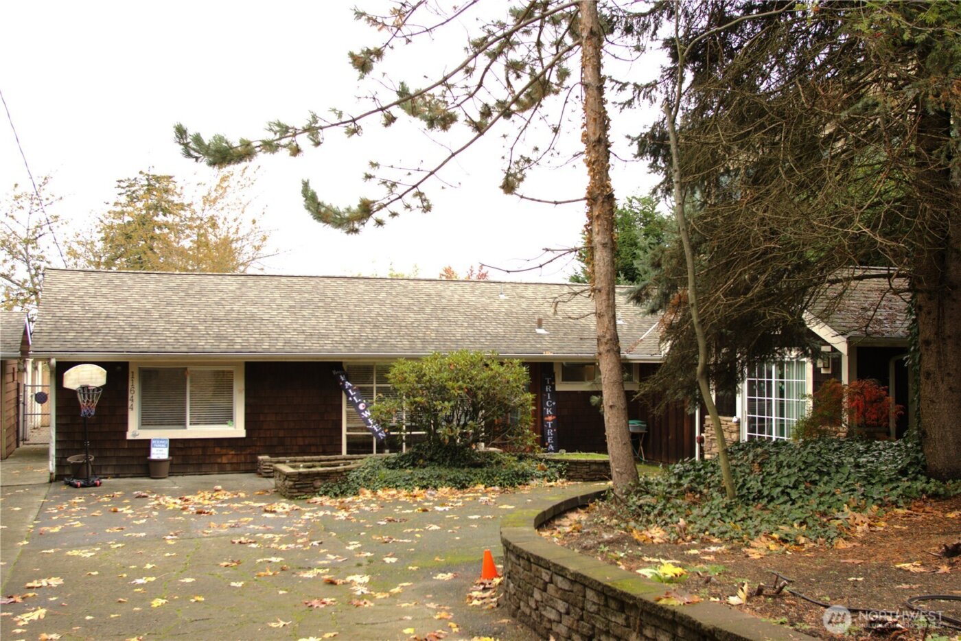 11644 NE 80th Street , Kirkland, WA 98033