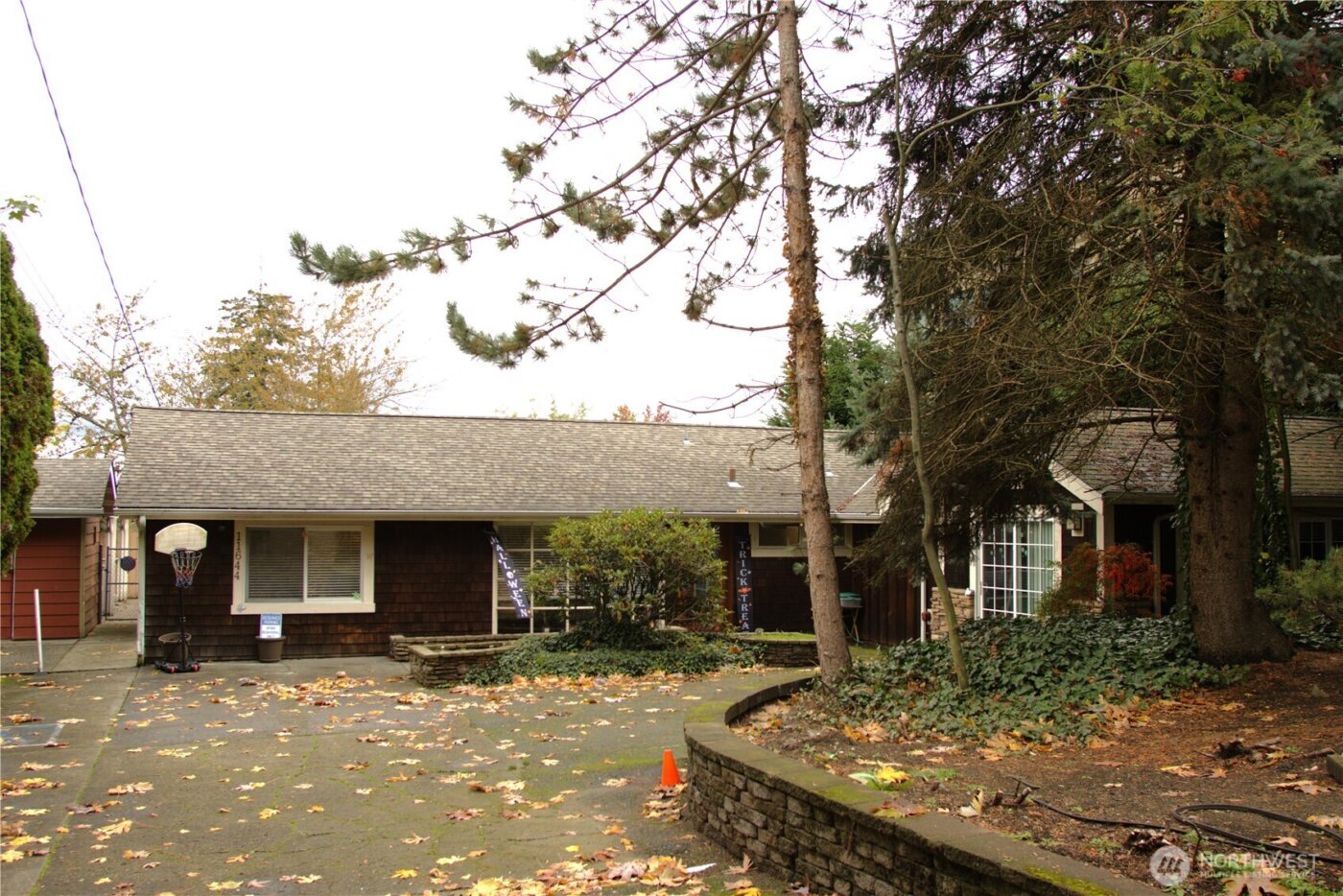 11644 NE 80th Street , Kirkland, WA 98033