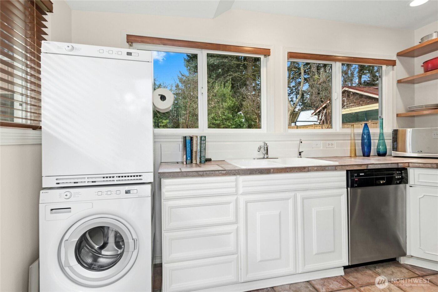 14051 1st Avenue NW, Seattle, WA 98177