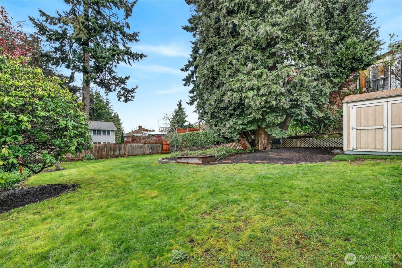 9047 37th Avenue SW, Seattle, WA 98126