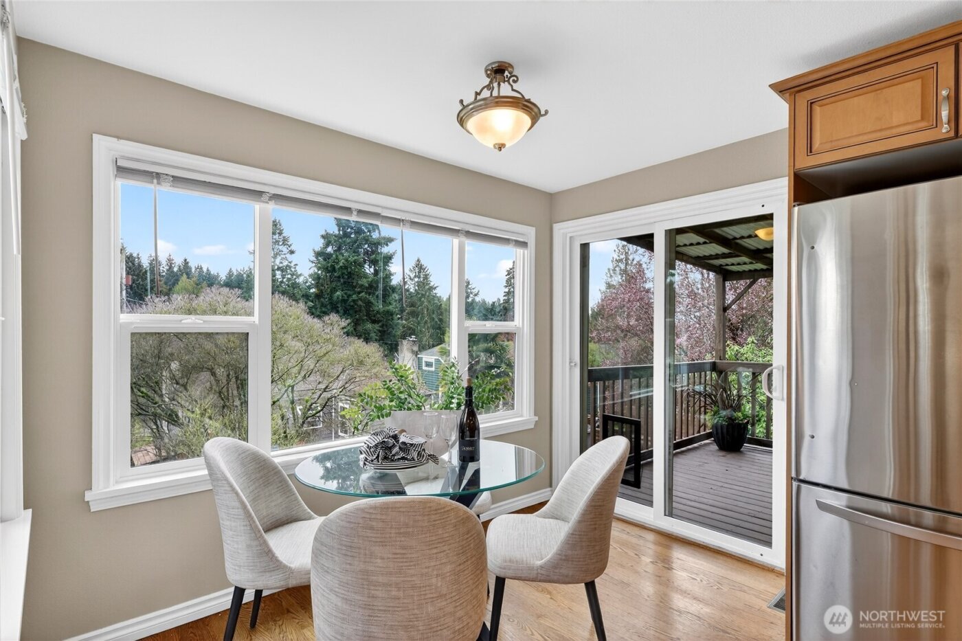 9047 37th Avenue SW, Seattle, WA 98126