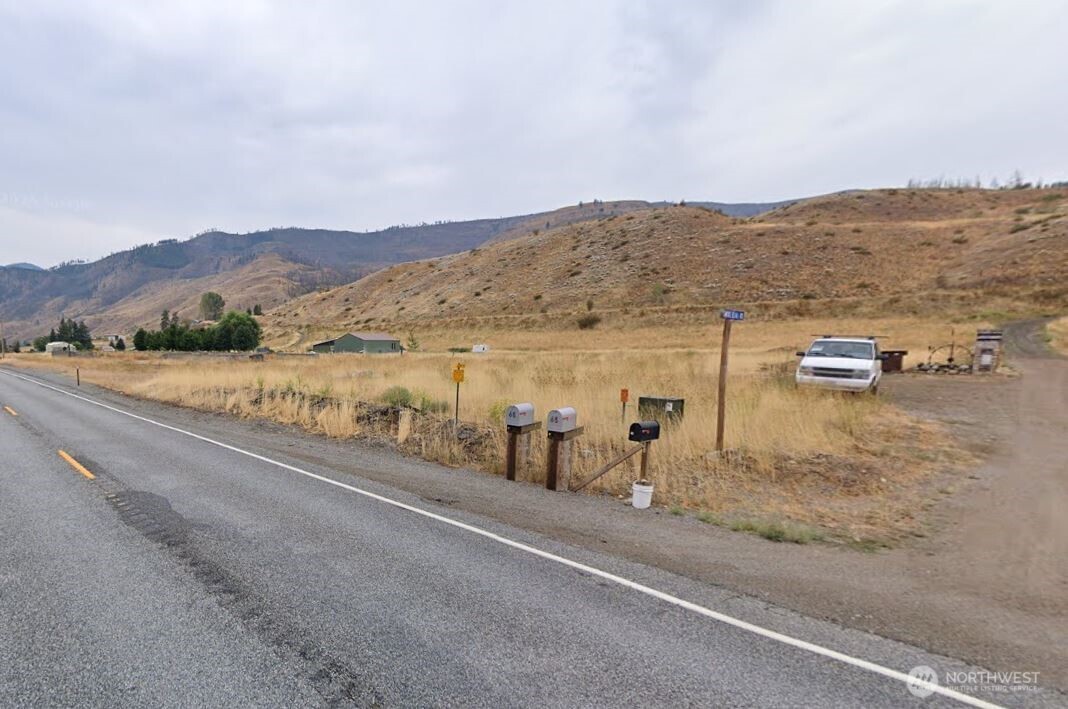 1 HWY 153 , Carlton, WA 98814