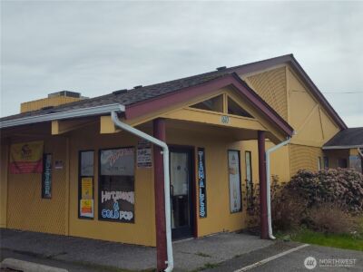 1610 N Laventure Road , Mount Vernon, WA 98273