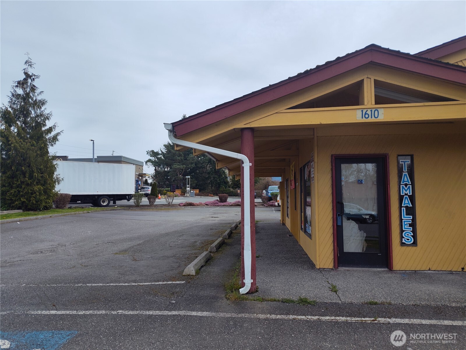 1610 N Laventure Road , Mount Vernon, WA 98273