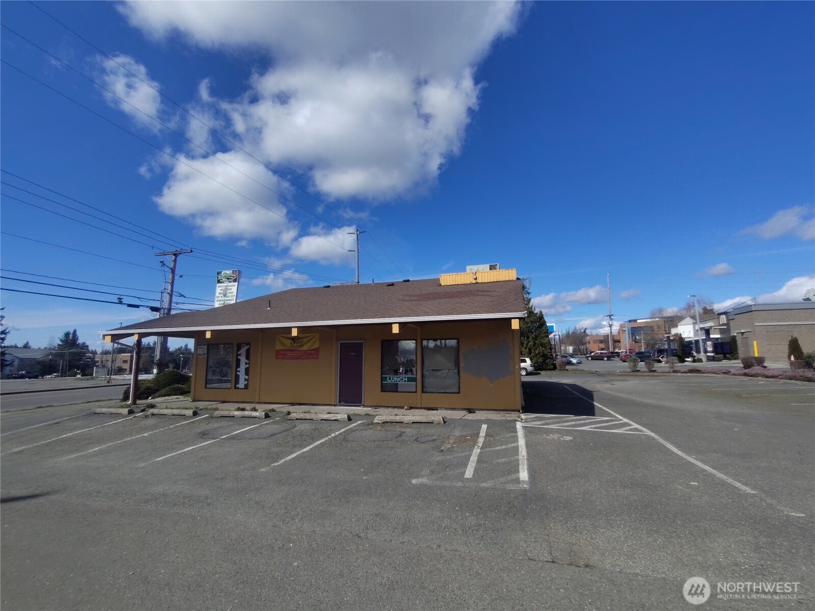 1610 N Laventure Road , Mount Vernon, WA 98273