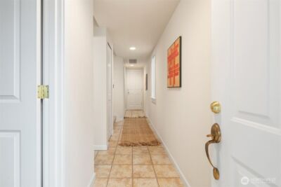 6557 6th Avenue NW, Seattle, WA 98117 - Photo 5