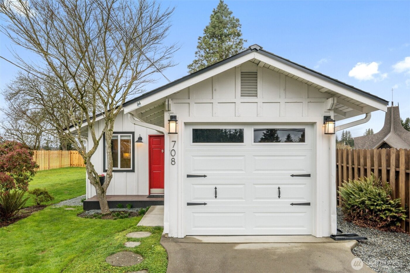 708 13th Street , Snohomish, WA 98290