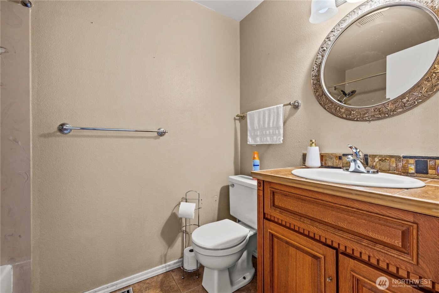 1601 Olympia Avenue SE, Renton, WA 98058-4750