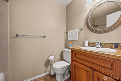 1601 Olympia Avenue SE, Renton, WA 98058-4750 - Photo 11