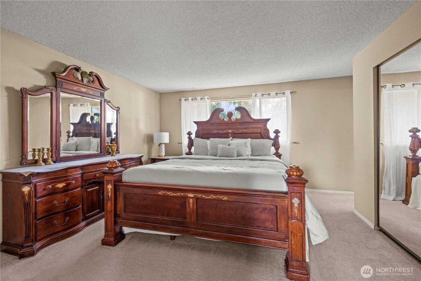 1601 Olympia Avenue SE, Renton, WA 98058-4750