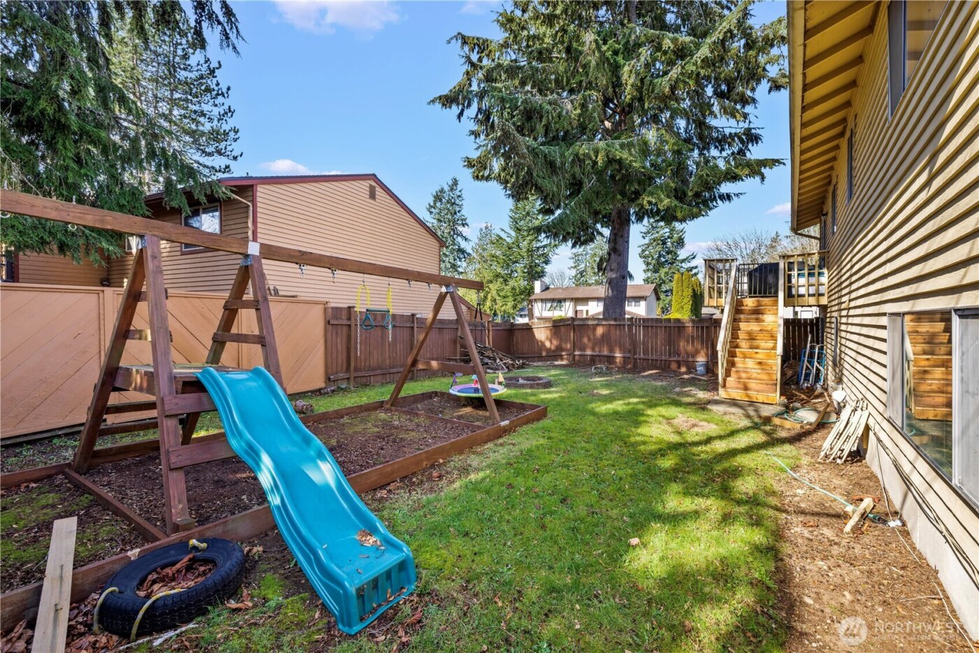 1601 Olympia Avenue SE, Renton, WA 98058-4750