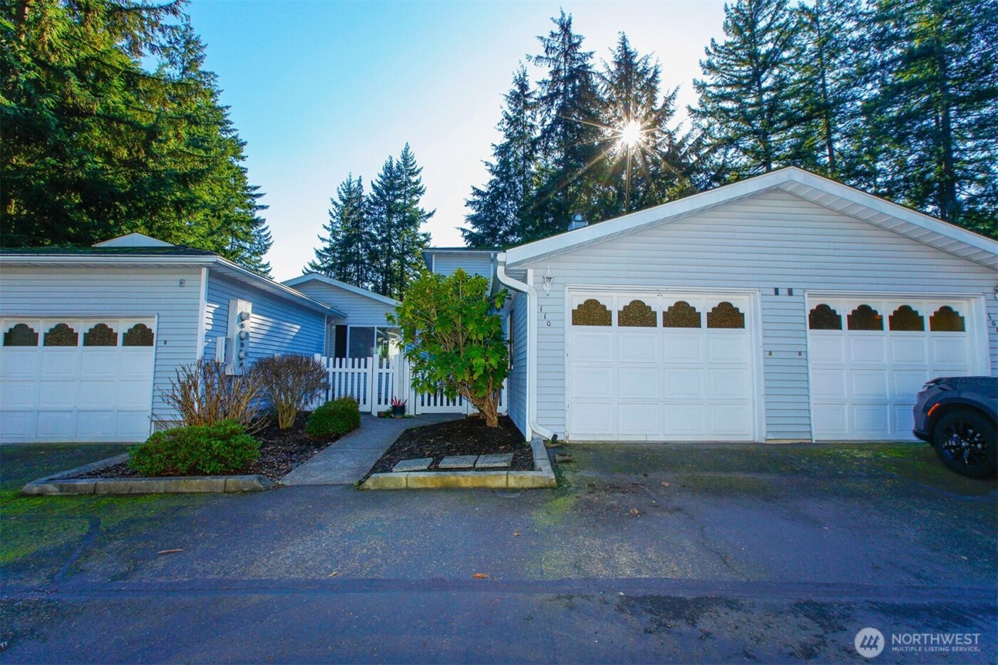 110 SW 325th Place , Federal Way, WA 98003