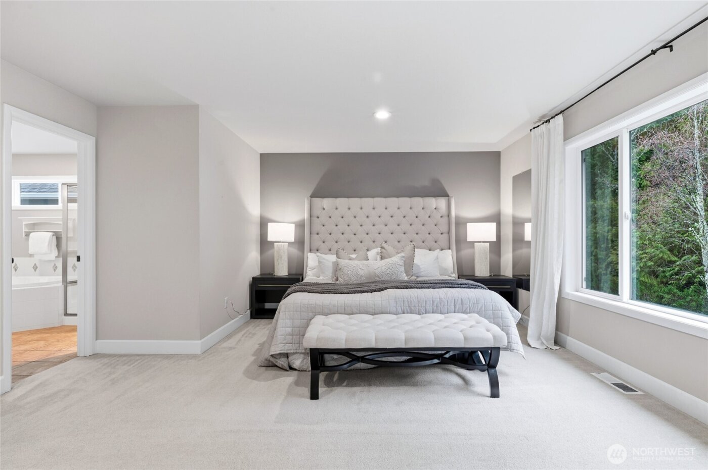 9061 236th Avenue NE, Redmond, WA 98053-1983