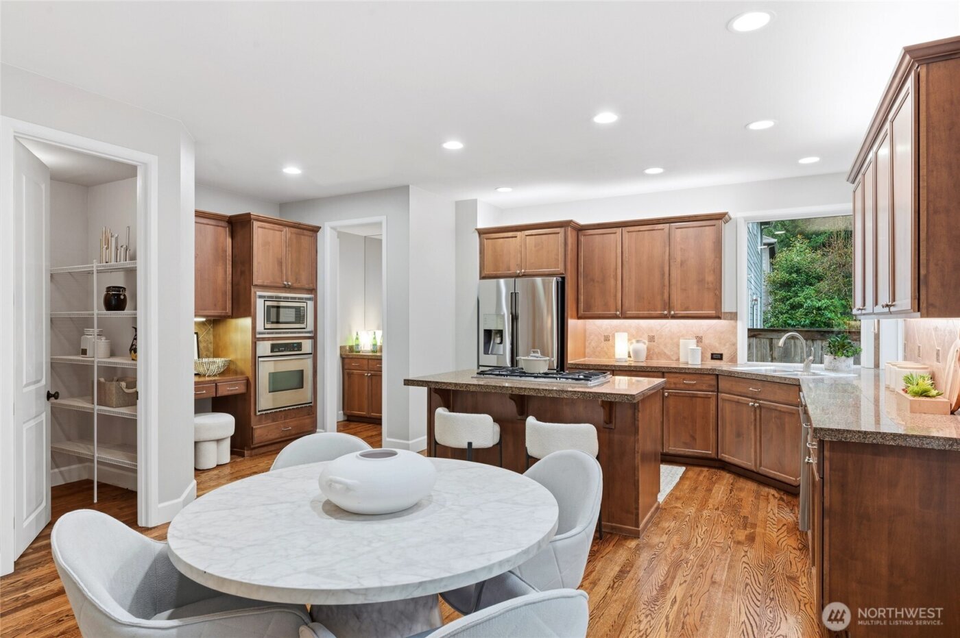 9061 236th Avenue NE, Redmond, WA 98053-1983