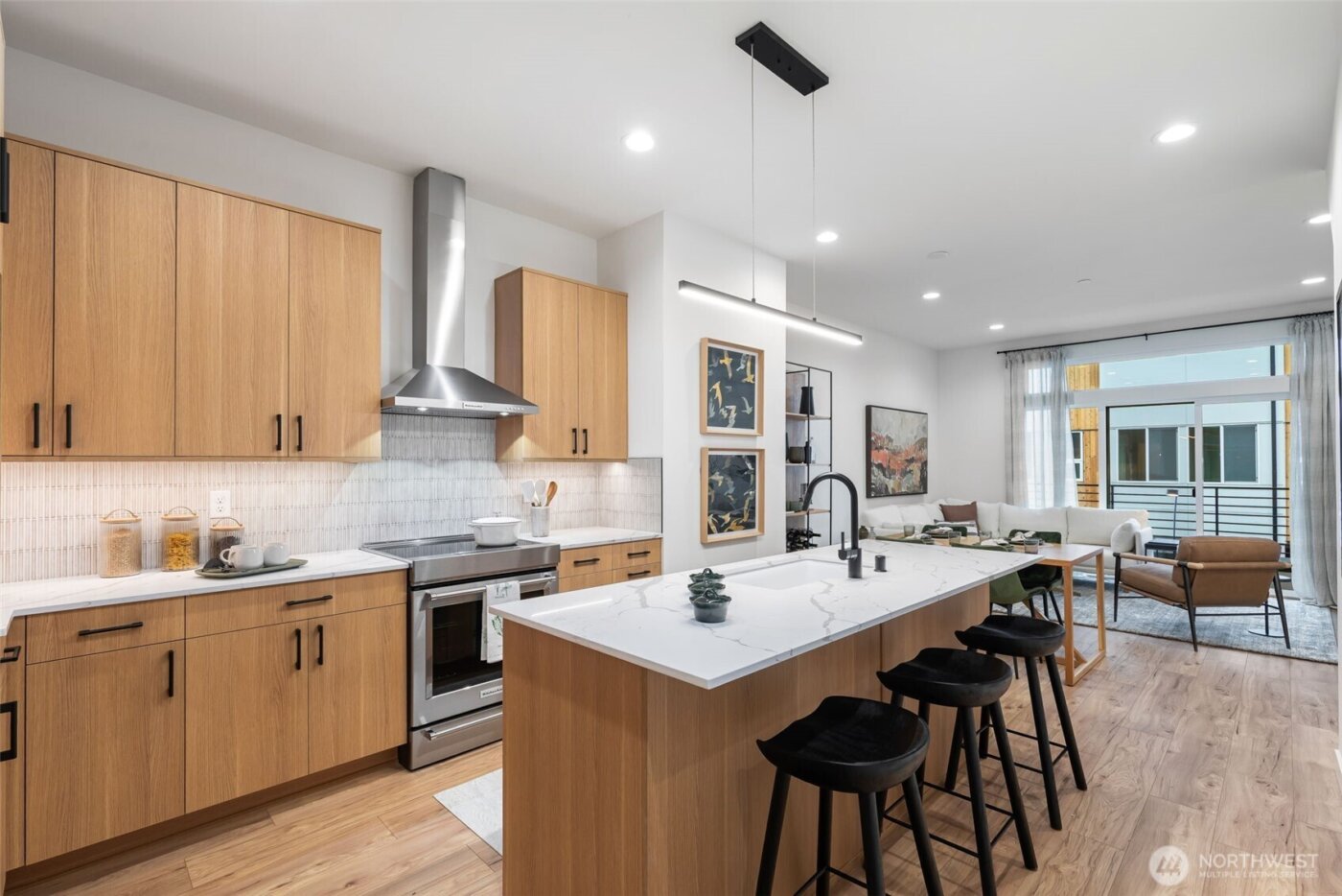 1126 129th Court NE, Bellevue, WA 98005