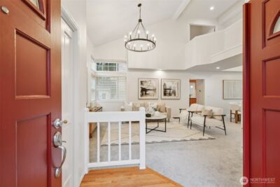 24320 SE 42nd Street , Sammamish, WA 98029-7552 - Photo 3
