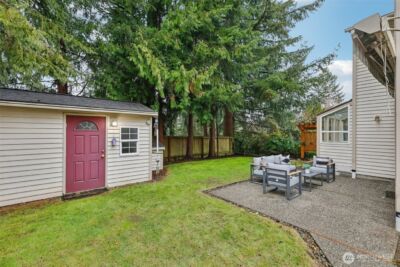 24320 SE 42nd Street , Sammamish, WA 98029-7552 - Photo 32