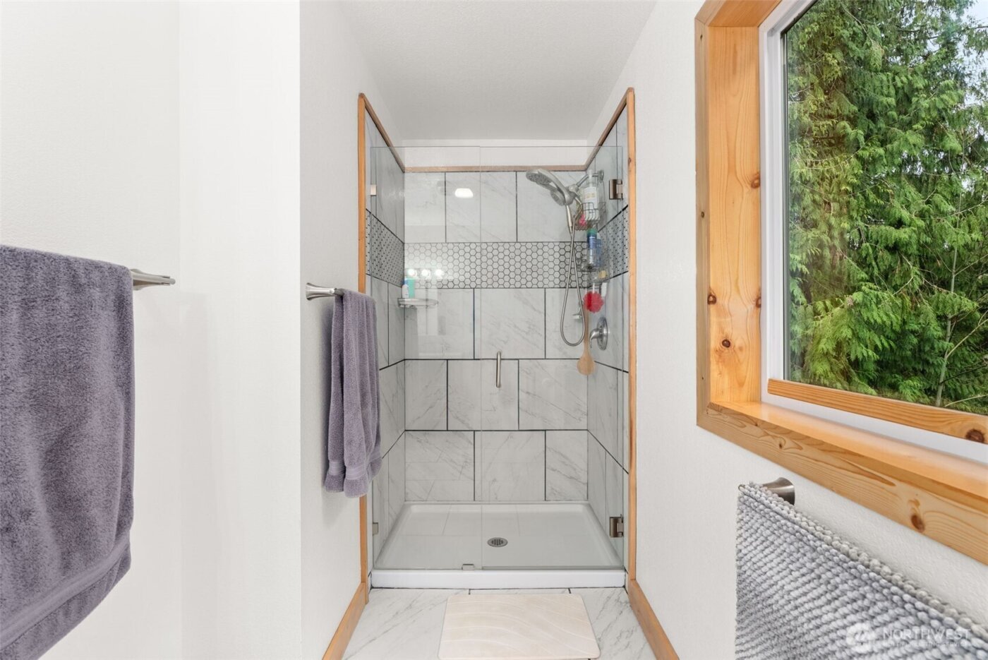 2434 Salzer Valley Road , Centralia, WA 98531