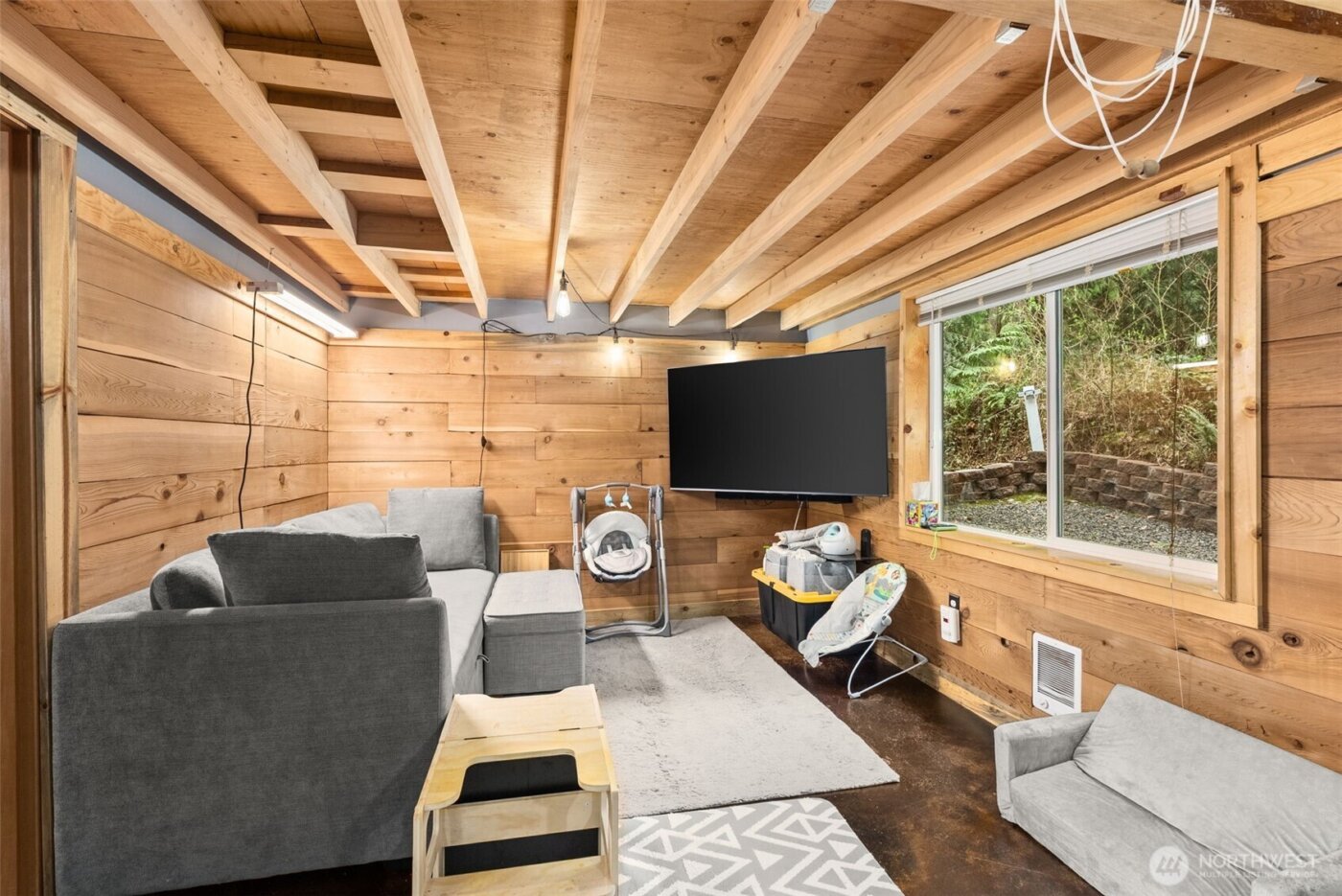 2434 Salzer Valley Road , Centralia, WA 98531