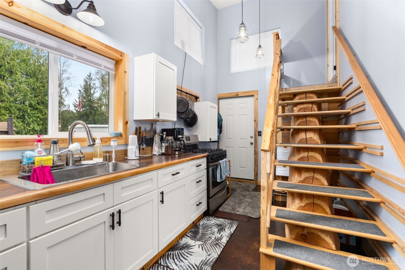 2434 Salzer Valley Road , Centralia, WA 98531