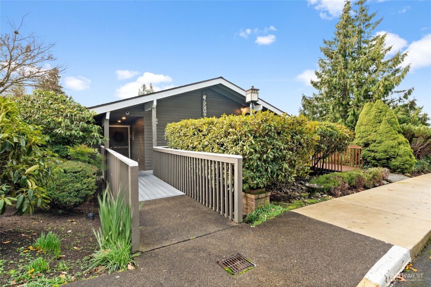 20156 Vikings Crest NE #7-304, Poulsbo, WA 98370