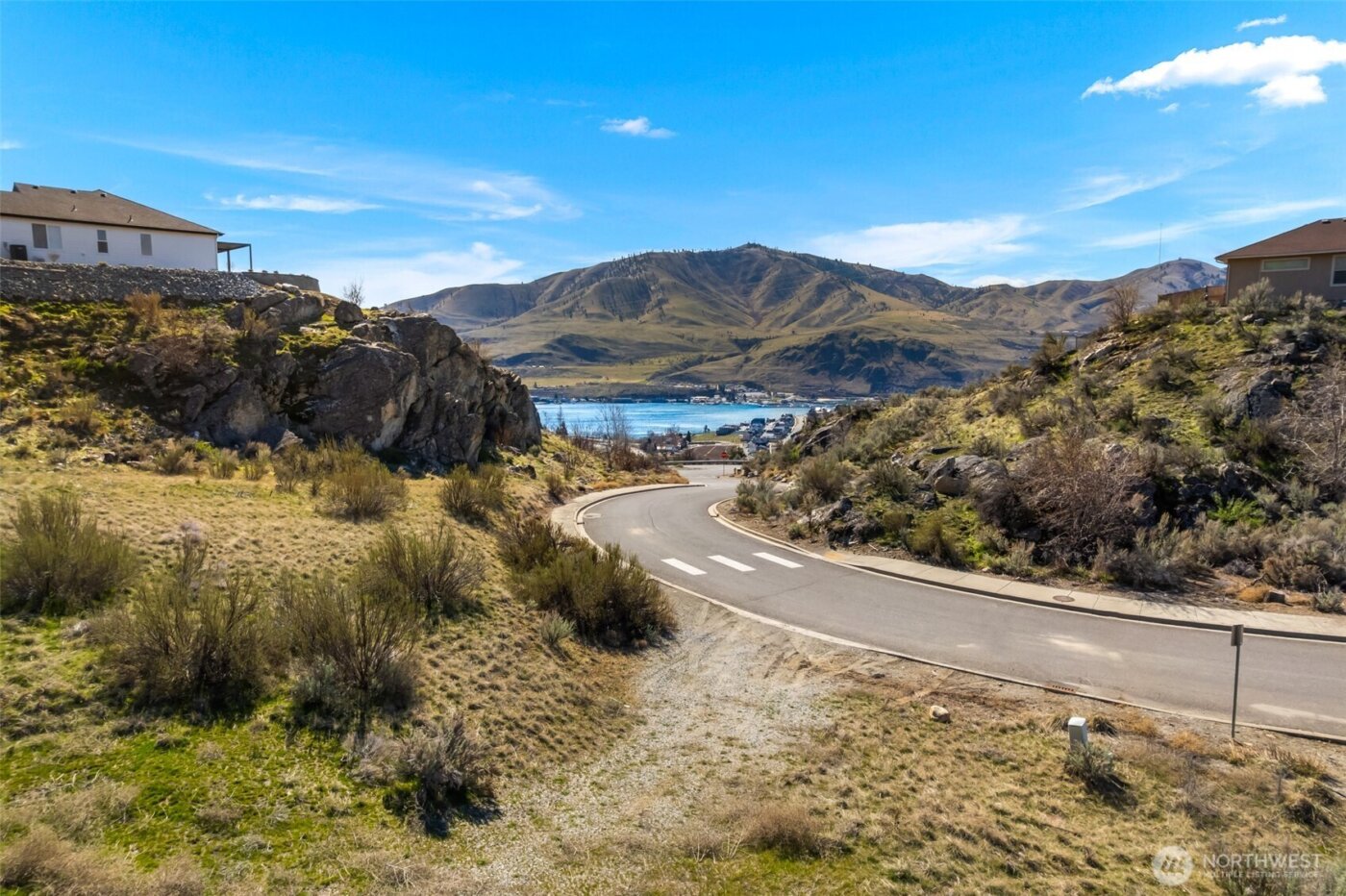 104 Crest Drive , Chelan, WA 98816