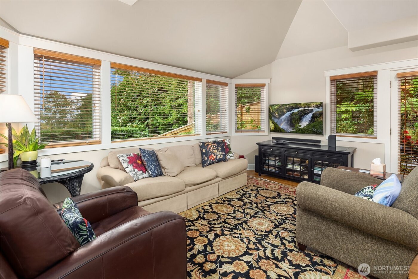 4411 NE 90th Street , Seattle, WA 98115