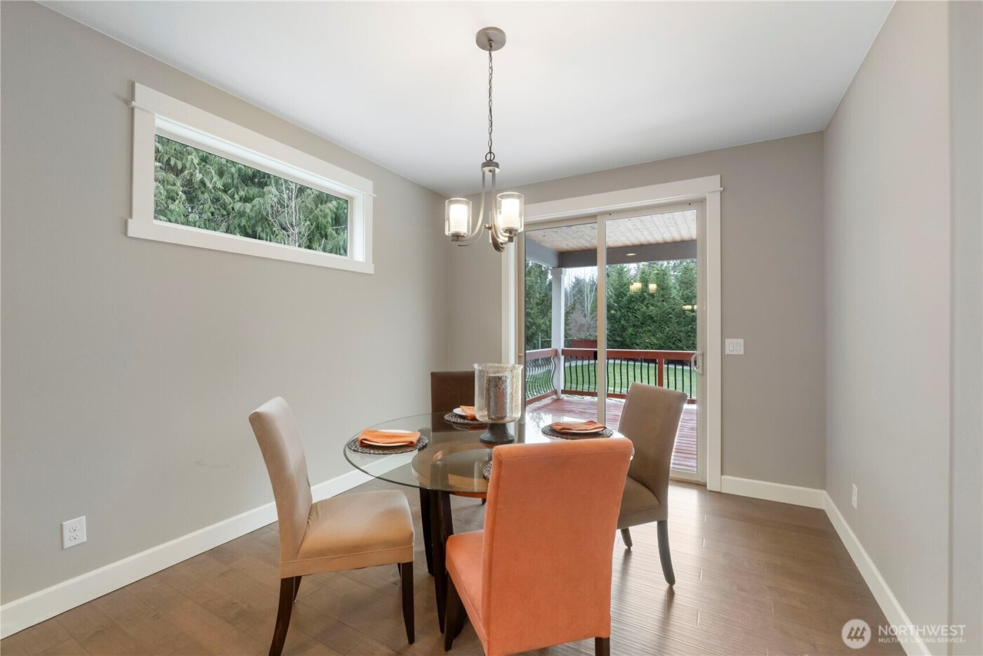 1328 213th Avenue East , Lake Tapps, WA 98391