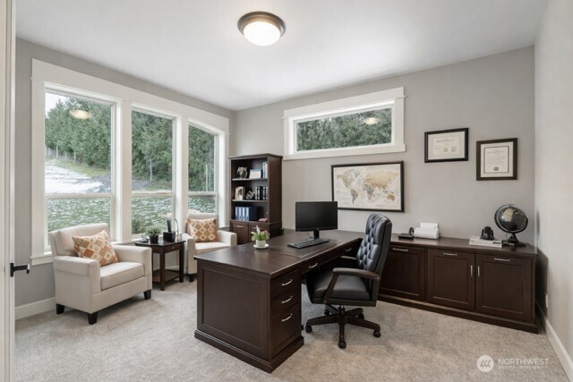 1328 213th Avenue East , Lake Tapps, WA 98391