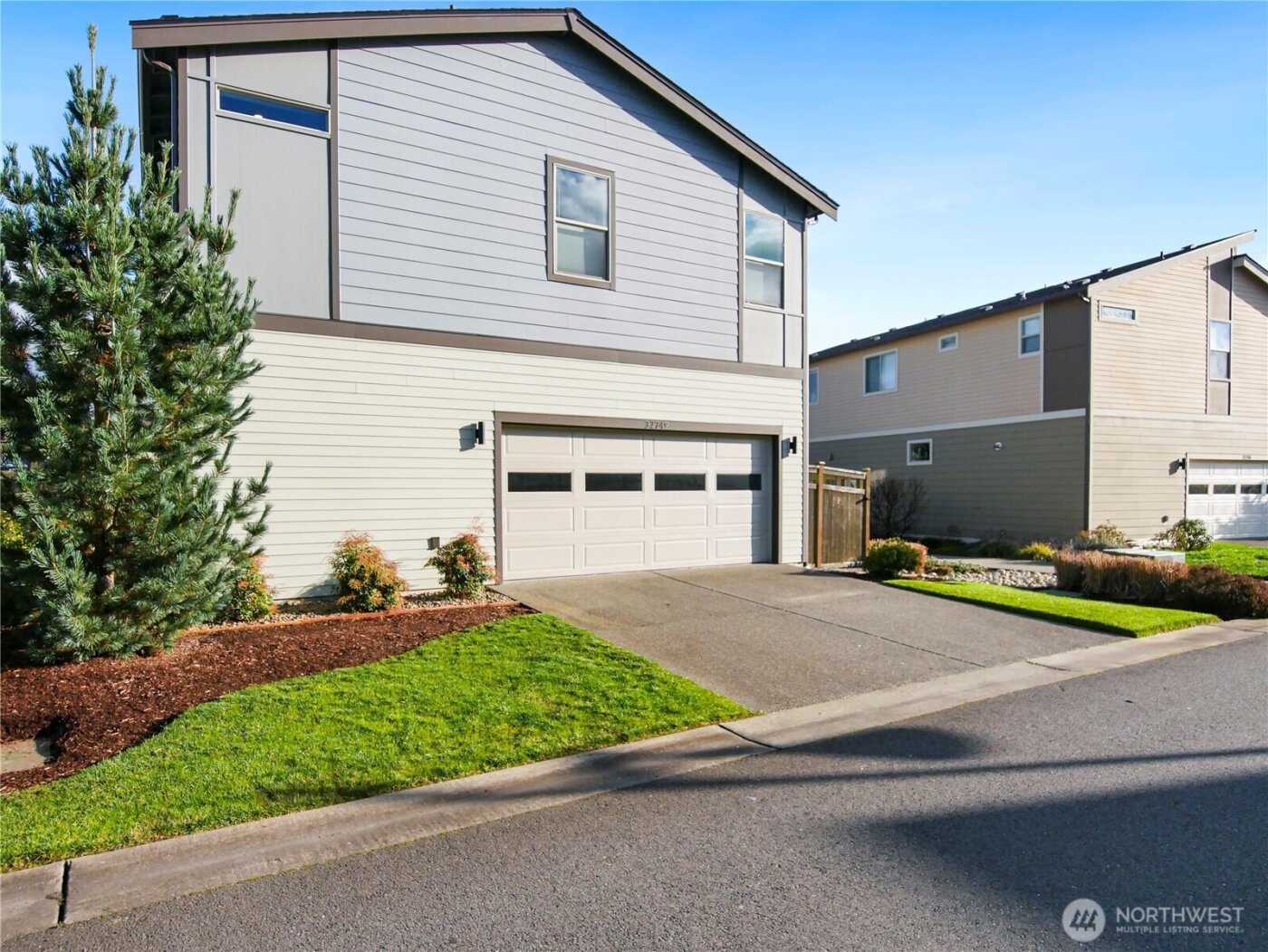 32749 Maple Avenue SE, Black Diamond, WA 98010