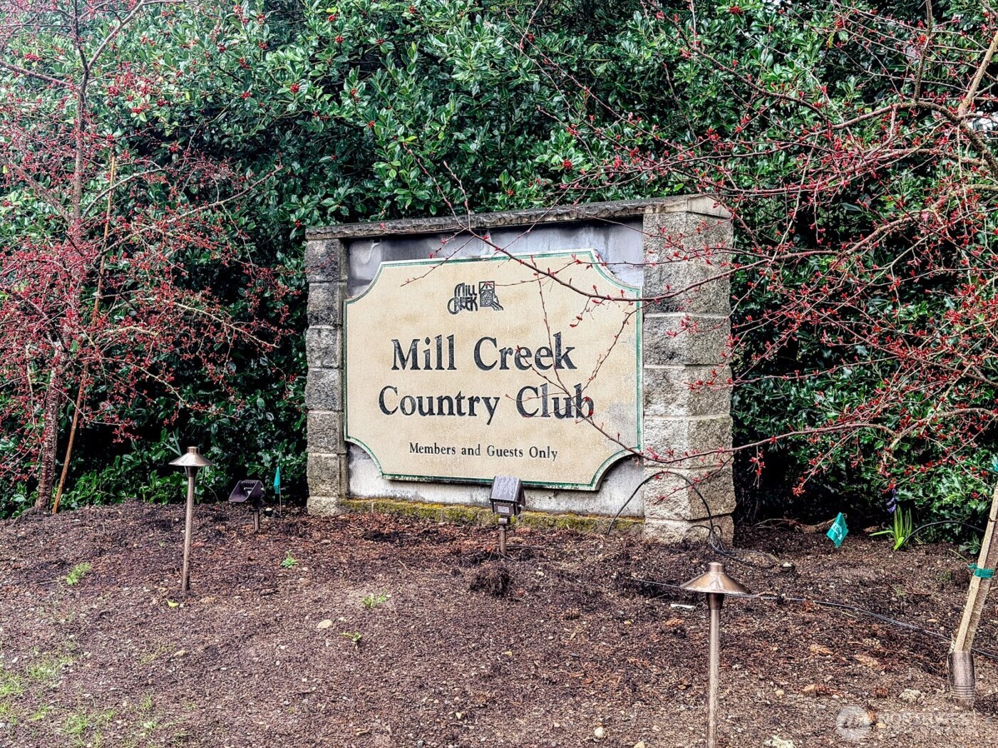 1831 SE Mill Fern Drive , Mill Creek, WA 98012