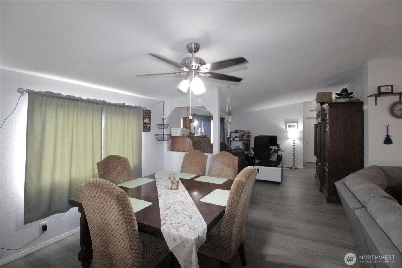 30425 6th Avenue S, Roy, WA 98580