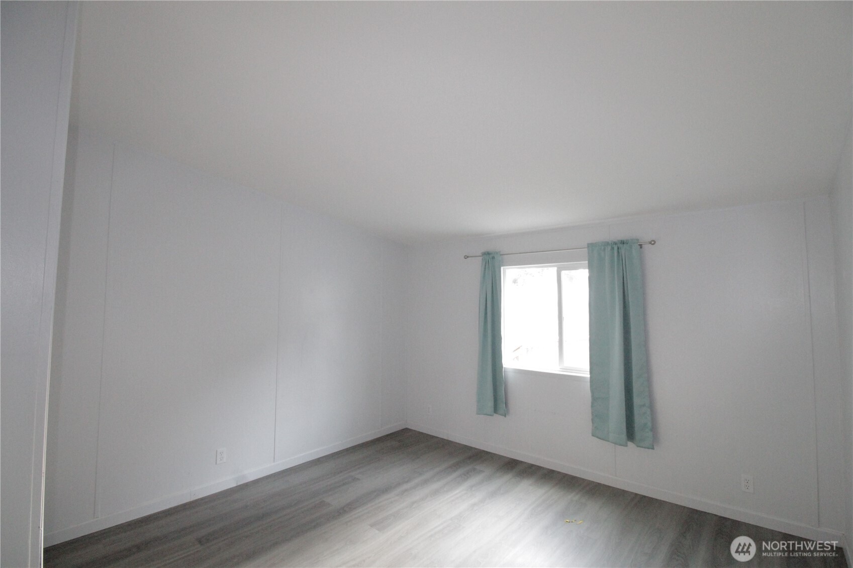 30425 6th Avenue S, Roy, WA 98580