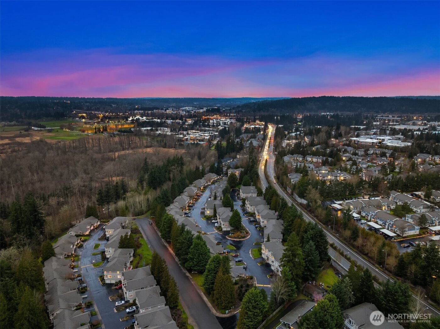 18646 NE 57th Way , Redmond, WA 98052